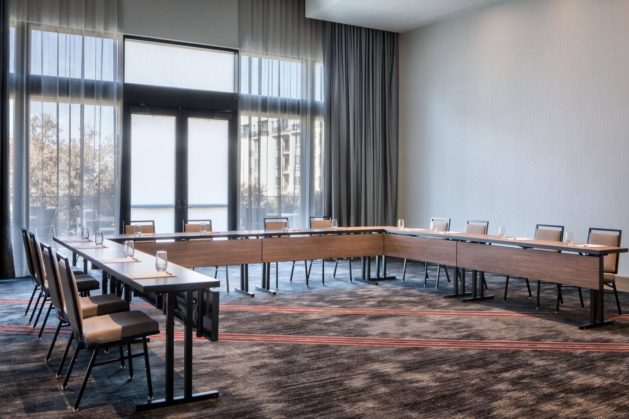 Marriott Dallas Uptown Zewnętrze zdjęcie
